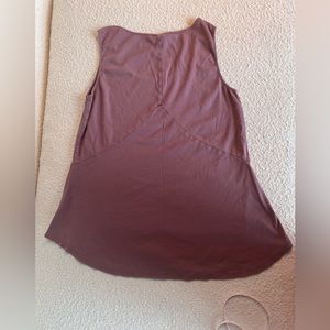 XCVI tank top size small mauve tent style